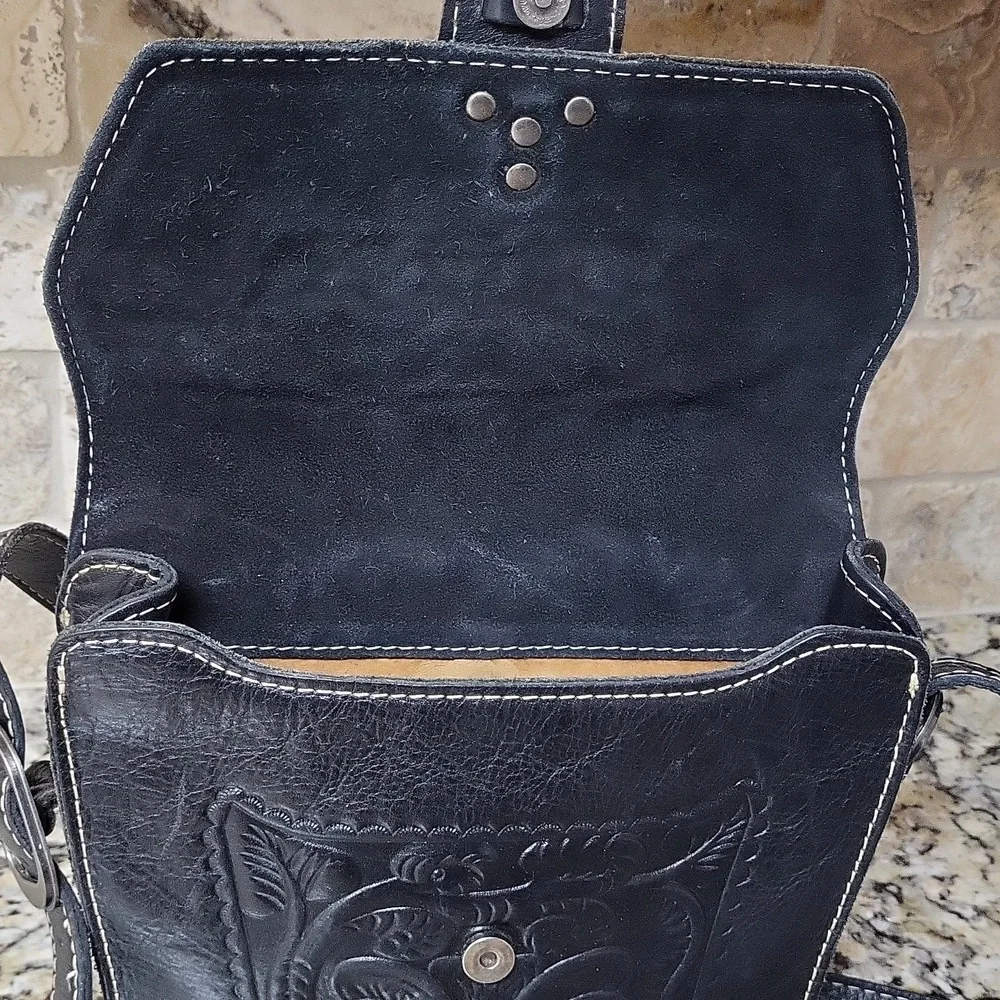 Patricia Nash Black Crossbody - Picture 5 of 12